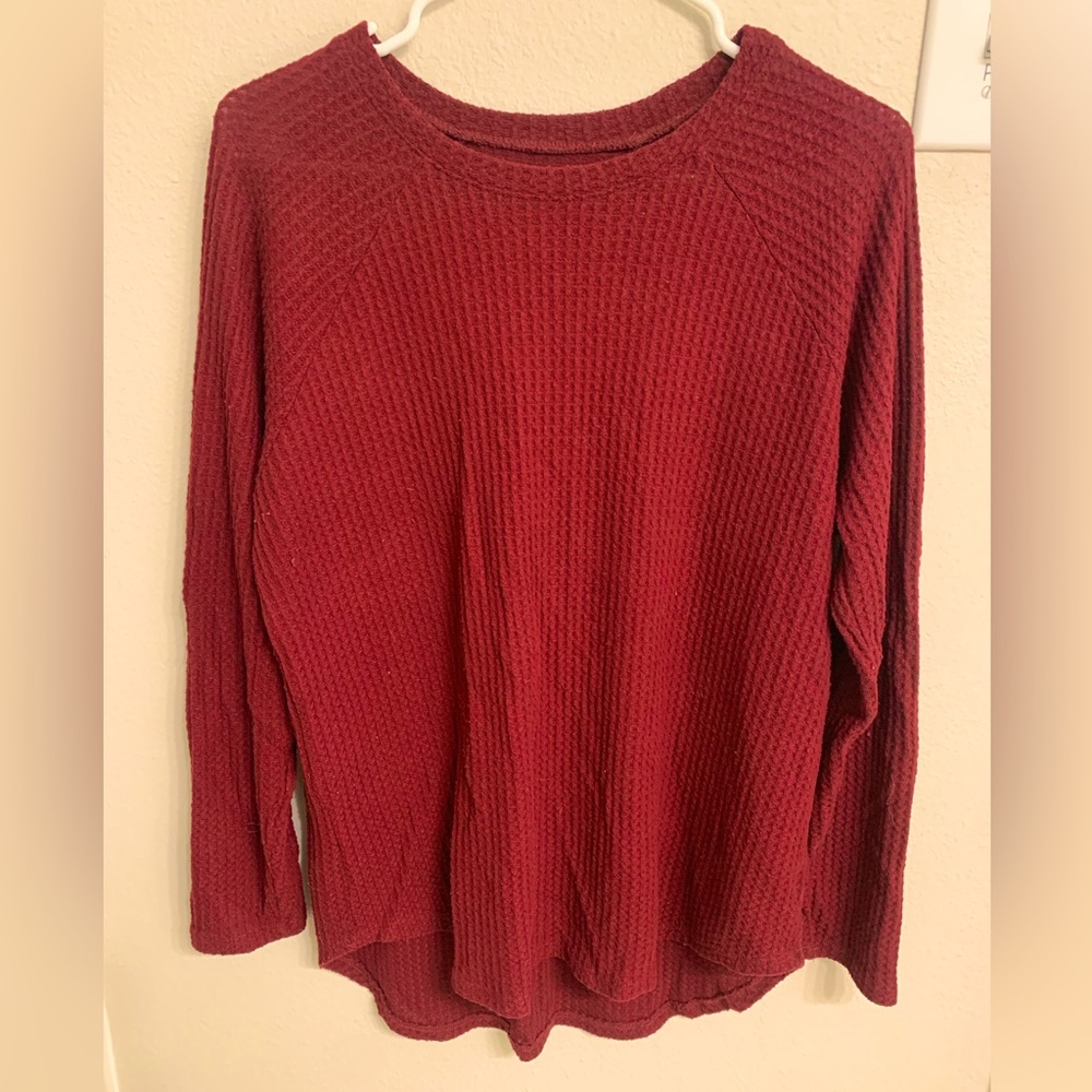 American Eagle basic long sleeve, super soft, lightweight material, comfortable